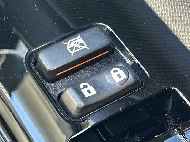 トヨタ アクア S スタイルブラック 熊本県 2018(平30)年 5.2万km ダークブルーマイカ 純正ナビ/・AM/FM/CD/DVD/BT/SD/・フルセグTV/・バックカメラ/トヨタセーフティセンス/・プリクラッシュセーフティ/・レーンディパーチャーアラート/・オートマチックハイビーム/・先行車発進お知らせ/純正フロアマット/ETC/横滑り防止装置/電動格納ミラー/ウインカーミラー/ドアバイザー/プッシュスタート/スマートキー