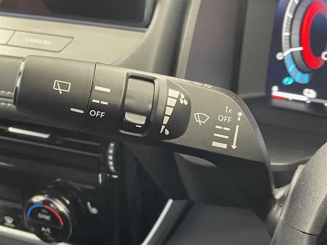 日産 エクストレイル G e－4ORCE 愛知県 2024(令6)年 0.5万km ダイヤモンドブラック ・禁煙車/・純正12.3インチナビ/（フルセグTV/Bluetooth/AppleCarPlay/AndroidAuto）/・アラウンドビューモニター/・ビルトインETC2.0/・純正LED/・オートライト/・プロパイロット/・エマージェンシーブレーキ/・LDW/・BSW/・RCTA/・デジタルインナーミラー/・電動パーキング/・オートホールド/・全席シートヒーター/・パワーシート（D+N）/・シートメモリ/・ステアリングリモコン/・革巻きステアリング/・ステアリングヒーター/・踏み間違い防止/・ふらつき警報/・前後ドライブレコーダー/・パワーバックドア/・AC100V/・スマートキー/・純正19インチアルミホイール/・ワイヤレス充電
