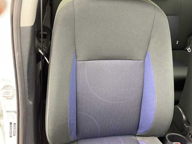 トヨタ アクア S 新潟県 2018(平30)年 4.2万km スーパーホワイトⅡ トヨタセーフティーセンス/社外メモリナビ/　　ワンセグ/CD/DVD/SD/バックカメラ/オートライト/ステリングスイッチ/オートエアコン/レーンキープ/ウィンカーミラー/電格ミラー/ETC