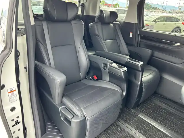トヨタ アルファード S Cパッケージ 奈良県 2020(令2)年 5.4万km ホワイトパールクリスタルシャイン デュアルサンルーフ　/純正フリップダウンモニター　/ビルトインＥＴＣ　/純正ディスプレイオーディオ　/BT/CD/DVD/USB/フルセグＴＶ　/パワーシート　/シートヒーター　/エアシート　/レザーシート　/ワンオーナー　/バックカメラ/スマートキー/追従型クルーズコントロール/オットマン/電動リアゲート/前後ドライブレコーダー/3眼LEDヘッドライト/前後コーナーセンサー/BSM/デジタルインナーミラー/シーケンシャルターン