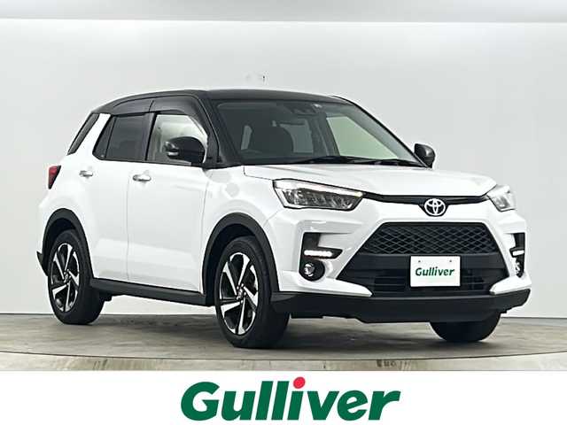 トヨタ ライズ Z 愛知県 2022(令4)年 3.1万km ブラックマイカメタリック/シャイニングホワイトパール 純正7インチSDナビゲーション/（CD/DVD/フルセグTV/Bluetooth)/バックカメラ/ビルトインETC/スマートアシスト/レーダークルーズコントロール/レーンキープアシスト/オートマチックハイビーム/ブラインドスポットモニター/コーナーセンサー(前後)/LEDヘッドライト/オートライト/フォグライト/ウィンカーミラー/電動格納ミラー/スマートキー/エンジンプッシュスタート/フロアマット