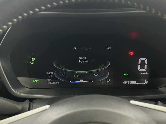 トヨタ ライズ Z 愛知県 2022(令4)年 3.1万km ブラックマイカメタリック/シャイニングホワイトパール 純正7インチSDナビゲーション/（CD/DVD/フルセグTV/Bluetooth)/バックカメラ/ビルトインETC/スマートアシスト/レーダークルーズコントロール/レーンキープアシスト/オートマチックハイビーム/ブラインドスポットモニター/コーナーセンサー(前後)/LEDヘッドライト/オートライト/フォグライト/ウィンカーミラー/電動格納ミラー/スマートキー/エンジンプッシュスタート/フロアマット