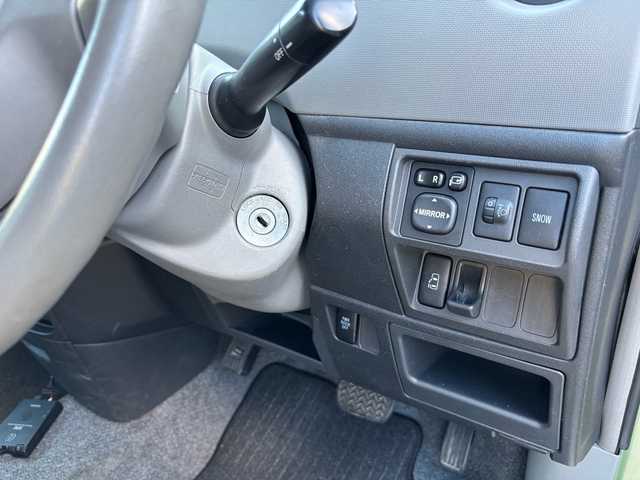 トヨタ シエンタ X LTD 福岡県 2009(平21)年 4.9万km ライトグリーンメタリック 純正ディーラーナビ/（AM/FM/CD/DVD/SD/AUX/ワンセグTV）/パワースライドドア（片側）/ETC/電格ミラー/保証書/取扱説明書