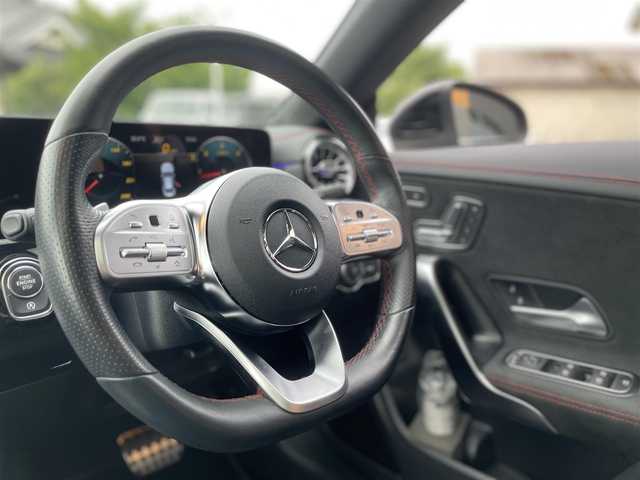 メルセデス・ベンツ ＣＬＡ２００ｄ AMGライン 栃木県 2019(令1)年 3.6万km コスモスブラック アドバンスドパッケージ/・全方位カメラ/・ヘッドアップディスプレイ/レーダーセーフティパッケージ/ナビゲーションパッケージ/キーレスゴー/パドルシフト/ACC/ナビ/フルセグTV/パワーシート /シートヒーター /ハーフレザー /LEDヘッドライト/オートライト/パークトロニック /レーンキープアシスト/ブラインドスポット /アンビエントライト /ドライブレコーダー