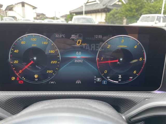 メルセデス・ベンツ ＣＬＡ２００ｄ AMGライン 栃木県 2019(令1)年 3.6万km コスモスブラック アドバンスドパッケージ/・全方位カメラ/・ヘッドアップディスプレイ/レーダーセーフティパッケージ/ナビゲーションパッケージ/キーレスゴー/パドルシフト/ACC/ナビ/フルセグTV/パワーシート /シートヒーター /ハーフレザー /LEDヘッドライト/オートライト/パークトロニック /レーンキープアシスト/ブラインドスポット /アンビエントライト /ドライブレコーダー