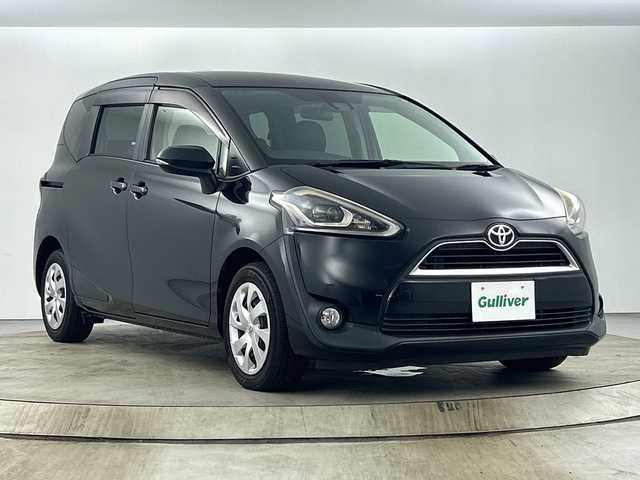 トヨタ シエンタ G クエロ 愛知県 2018(平30)年 5.1万km ブラックマイカ 純正7インチナビ（AM/FM/フルセグ/Bluetooth/CD/DVD）/バックカメラ/ETC/両側パワースライドドア/ハーフレザーシート/プリクラッシュセーフティ/レーンキープアシスト/オートハイビーム/アイドリングストップ/横滑り防止機能/ビルトインETC/スマートキー/プッシュスタート/電格ミラー/純正フロアマット/純正ホイールキャップ/ドアバイザー/オートライト/ステアリングスイッチ/革巻きステアリング/フロントフォグ