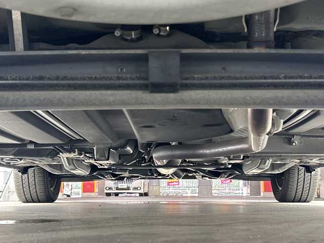 トヨタ シエンタ G クエロ 愛知県 2018(平30)年 5.1万km ブラックマイカ 純正7インチナビ（AM/FM/フルセグ/Bluetooth/CD/DVD）/バックカメラ/ETC/両側パワースライドドア/ハーフレザーシート/プリクラッシュセーフティ/レーンキープアシスト/オートハイビーム/アイドリングストップ/横滑り防止機能/ビルトインETC/スマートキー/プッシュスタート/電格ミラー/純正フロアマット/純正ホイールキャップ/ドアバイザー/オートライト/ステアリングスイッチ/革巻きステアリング/フロントフォグ