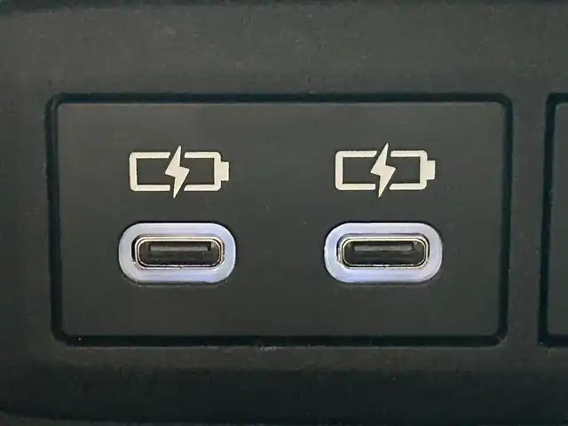 トヨタ ハリアー ハイブリッド G 静岡県 2023(令5)年 3.5万km プレシャスブラックパール 12.3インチディスプレイオーディオ/（FM/AM/フルセグTV/Bluetooth）/クルーズコントロール/スマートキー/スペアキー/プッシュスタート/ビルトインETC2.0/バックカメラ/前方ドラレコ/運転席パワーシート/運転席シートヒーター/オートライト/オートハイビーム/LEDヘッドライト/前後コーナーセンサー/純正18AW