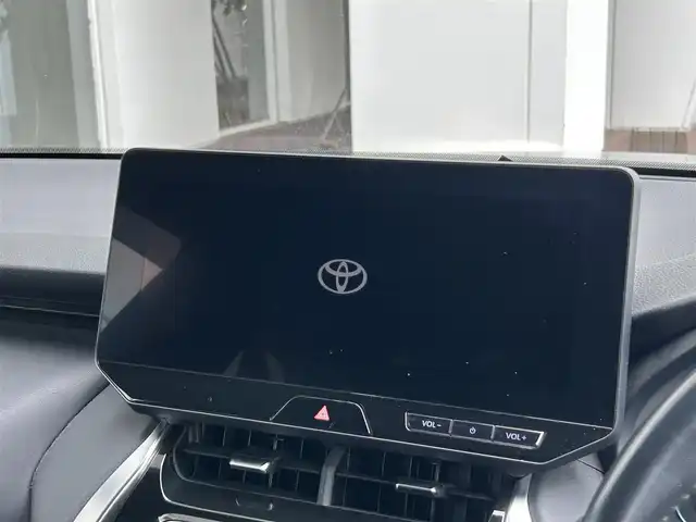 トヨタ ハリアー ハイブリッド G 静岡県 2023(令5)年 3.5万km プレシャスブラックパール 12.3インチディスプレイオーディオ/（FM/AM/フルセグTV/Bluetooth）/クルーズコントロール/スマートキー/スペアキー/プッシュスタート/ビルトインETC2.0/バックカメラ/前方ドラレコ/運転席パワーシート/運転席シートヒーター/オートライト/オートハイビーム/LEDヘッドライト/前後コーナーセンサー/純正18AW