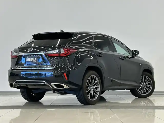 レクサス ＲＸ 300 Fスポーツ 岡山県 2018(平30)年 4.9万km グラファイトブラックガラスフレーク 純正ナビ　/全方位カメラ/3眼LED　/フルセグTV/Bluetooth/シートヒーター　/シートクーラー/ステアリングヒーター　/パワーシート　/パワーテールゲート　/インテリジェントクリアランスソナー　/オートライト/オートハイビーム/アクティブクルーズコントロール/横滑り防止装置　/衝突軽減防止装置　/レーンキープアシスト　/ブラインドスポットモニター　/ＥＴＣ/純正20インチAW/セーフティーシステムプラス