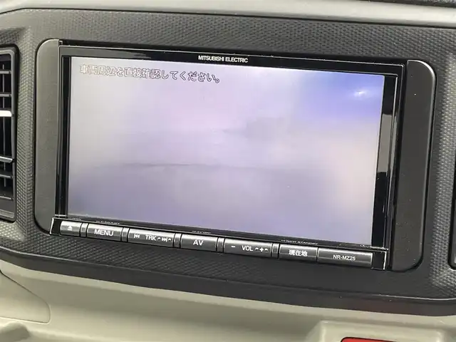 ダイハツ ミラ イース X SAⅢ 群馬県 2018(平30)年 8.3万km ブライトシルバーメタリック 純正ナビ　Bluetooth　AUX　バックカメラ　ETC　衝突軽減システム　コーナーセンサー　オートマチックハイビーム　横滑り防止装置　アイドリングストップ　純正AW　ABS　パワーステアリング