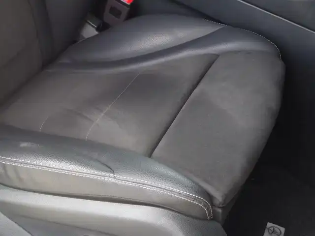メルセデス・ベンツ ＧＬＣ２２０ d 4マチックスポーツ 埼玉県 2019(平31)年 4.7万km ダイヤモンドホワイト ブラックハーフレザーシート/アダプティブクルーズコントロール/レーダーセーフティパッケージ/ヘッドアップディスプレイ/パークセンサー/ブラインドスポットモニター/全周囲カメラ/純正ナビ/ETC/フルセグTV/シートヒーター/シートポジションメモリー機能/Bluetooth