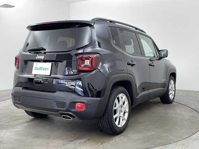 クライスラー・ジープ ジープ レネゲード リミテッド 兵庫県 2020(令2)年 3.2万km 黒 ・純正ナビ/・Bluetooth/フルセグテレビ/AUX/AM/FM/・バックカメラ/・前面衝突警報/・ブラインドスポットモニター/・車線逸脱警報システム/・横滑り防止装置/・レーダークルーズコントロール/・アイドリングストップ/・後方コーナーセンサー/・前席パワーシート/・前席シートヒーター/・ステアリングヒーター/・ステアリングスイッチ/・レザーシート/・電動パーキングブレーキ/・防眩ミラー/・ヘッドライトレベライザー/・オートマチックハイビーム/・LEDオートライト/・フォグランプ/・純正17インチアルミホイール/・ビルドインETC2.0/・W＋サイドエアバッグ/・エンジンスタートボタン/・スマートキー/・スペアキー/・保証書/・取扱説明書