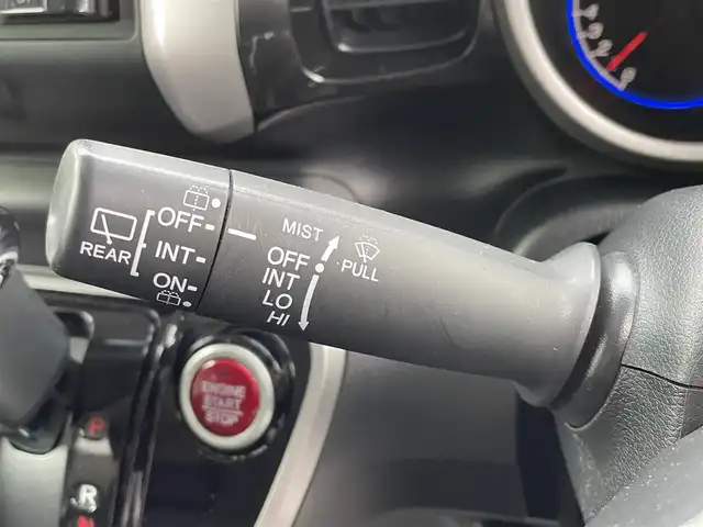 ホンダ Ｎ ＢＯＸ カスタム G SSパッケージ 愛媛県 2013(平25)年 8.1万km プレミアムホワイトパール 社外ナビ(CN-RE03D)/・Bluetooth/・CD/DVD/フルセグTV/後席モニター(ALPINE パッケージ-M900SC)/バックカメラ/両側パワースライドドア/ETC/前方ドライブレコーダー/社外フロアマット/純正14インチAW/オートライト/オートマチックハイビーム/LEDヘッドライト/ステアリングスイッチ/ドアバイザー