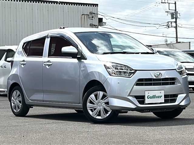 ダイハツ ミラ イース X SAⅢ 茨城県 2022(令4)年 3.4万km ブライトシルバーメタリック 社外メモリナビ【CN-B311B】/(CD・BT・ラジオ再生)/スマートアシストIII/・衝突軽減ブレーキ/・オートハイビーム/・誤発進抑制制御/・先行車発進お知らせ機能/・車線逸脱警報/ETC/オートライト/LEDヘッドライト/フロアマット/リモコンキー/取扱説明書/保証書