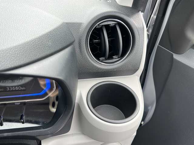 ダイハツ ミラ イース X SAⅢ 茨城県 2022(令4)年 3.4万km ブライトシルバーメタリック 社外メモリナビ【CN-B311B】/(CD・BT・ラジオ再生)/スマートアシストIII/・衝突軽減ブレーキ/・オートハイビーム/・誤発進抑制制御/・先行車発進お知らせ機能/・車線逸脱警報/ETC/オートライト/LEDヘッドライト/フロアマット/リモコンキー/取扱説明書/保証書