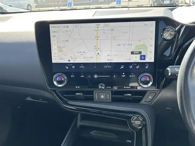 レクサス ＮＸ 350h バージョンL 広島県 2023(令5)年 3.7万km ソニッククォーツ ワンオーナー/純正メモリーナビ/　【BT/フルセグTV/USB/Miracast】/全方位カメラ/クルーズコントロール(追従走行有り)/衝突被害軽減ブレーキ(プリクラッシュセーフティ：PCS)/車線逸脱警報(レーンディバーチャーアラート：LTA)/先行車発進告知機能/ブラインドスポットモニター(後側方車両検知警報：BSM)/ロードサインアシスト(標識読み取りディスプレイ：RSA)/ヘッドアップディスプレイ/サンルーフ/レザーシート/シートヒーター/エアシート/パワーシート(メモリ機能有り)/ハンドルヒーター/クリアランスソナー/コーナー、バックセンサー/パワーバックドア/ビルトインETC/純正ドライブレコーダー/パドルシフト/ステアリングヒーター/オートホールド/デジタルインナーミラー/オートリトラミラー/オートワイパー/オートライト/純正LEDライト/フォグランプ/スマートキー/プッシュスタート/MTモード付きAT/純正アルミホイール 20インチ/シーケンシャルウインカー/ウインカーミラー/フロアマット/新車時整備手帳（保証書）