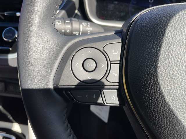 トヨタ カローラ クロス ハイブリッド Z 石川県 2024(令6)年 1.5万km パール モデリスタエアロ　純正１０．５型ナビ　フルセグＴＶ　パノラマモニター　ＬＥＤヘッドライト　ハーフレザーシート　シートヒーター　ＢＳＭ　純正アルミホイール　トヨタセーフティセンス　レーダークルーズ　ETC　スマートキー　プッシュスタート　電動ミラー　保証書