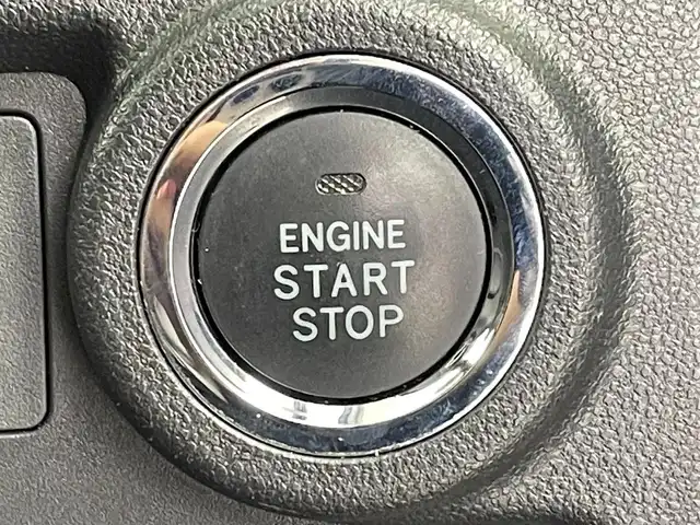 トヨタ パッソ モーダ　S 大阪府 2017(平29)年 5万km ブラックマイカメタリック/ダークエメラルドマイカ 2トーン スマートアシストII/　・衝突回避支援ブレーキ機能/　・衝突警報機能/　・車線逸脱警報機能/　・誤発進抑制制御機能/社外メモリナビ/　　CD/DVD/BT/フルセグTV/バックカメラ/LEDヘッドライト/社外14インチアルミホイール/コーナーセンサー/アイドリングストップ/スマートキー