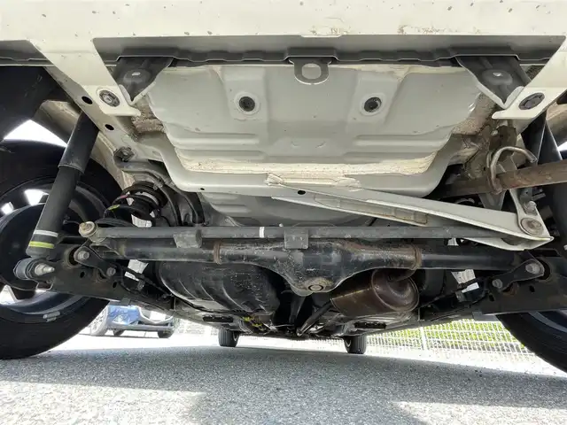トヨタ ルーミー カスタムG 岩手県 2020(令2)年 5.3万km パールホワイトⅢ 禁煙車/4WD/両側パワースライドドア/純正9型ナビ/→フルセグTV/Bluetooth/CD/DVD/バックカメラ/ステアリングスイッチ/クルーズコントロール/前席シートヒーター/衝突軽減ブレーキ/コーナーセンサー/横滑り防止装置/オートライト/オートマチックハイビーム/LEDヘッドライト/フォグライト/〇プッシュスタート/〇電動格納ミラー/〇ウィンカーミラー/〇ドアバイザー/〇フロアマット/ドライブレコーダー/ETC2.0/スマートキー/スペアキー/取扱説明書