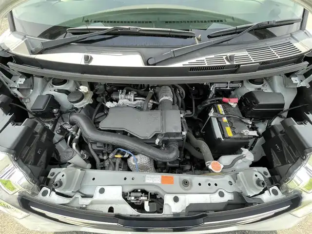 トヨタ ルーミー カスタムG 岩手県 2020(令2)年 5.3万km パールホワイトⅢ 禁煙車/4WD/両側パワースライドドア/純正9型ナビ/→フルセグTV/Bluetooth/CD/DVD/バックカメラ/ステアリングスイッチ/クルーズコントロール/前席シートヒーター/衝突軽減ブレーキ/コーナーセンサー/横滑り防止装置/オートライト/オートマチックハイビーム/LEDヘッドライト/フォグライト/〇プッシュスタート/〇電動格納ミラー/〇ウィンカーミラー/〇ドアバイザー/〇フロアマット/ドライブレコーダー/ETC2.0/スマートキー/スペアキー/取扱説明書