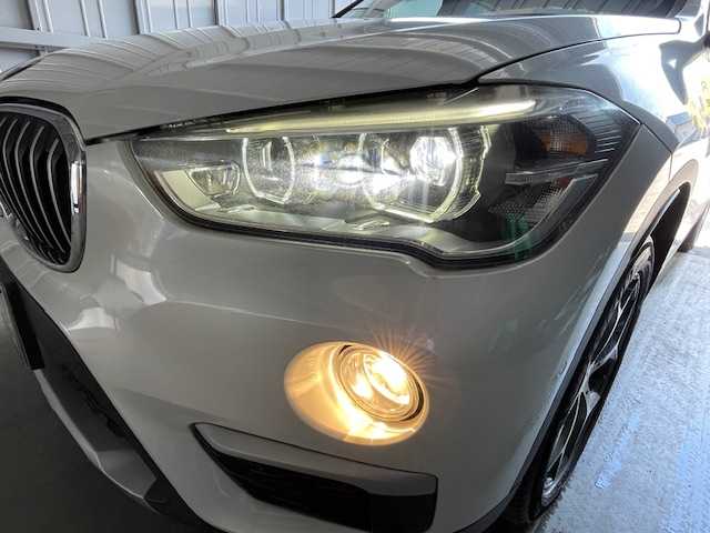ＢＭＷ Ｘ１ xDrive 20i xライン ハイラインパッケージ 青森県 2016(平28)年 7.2万km 白 ４WD/黒革シート/純正メモリナビ/・CD/DVD/Bluetooth/バックカメラ/純正18インチＡＷ/前後ドライブレコーダー/前席シートヒーター/電動リアゲート/前席パワーシート/前後コーナーセンサー/純正フロアマット/LEDオートライト/プッシュスタート/スマートキー/取扱説明書/保証書/スペアキー