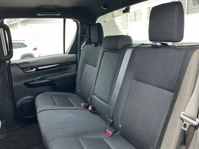トヨタ ハイラックス Z ブラックラリーエディション 福岡県 2019(令1)年 12.1万km スーパーホワイトⅡ ワンオーナー/禁煙車/社外ナビ/（BT・CD・DVD・TV)/TRD仕様/クルーズコントロール/本革ステアリング/ステアリングリモコン/前後ドライブレコーダー/PWR　HEAT/ETC/プッシュスタート/ダウンヒルアシストコントロール/センターデフロック/バックカメラ/純正フロアマット/純正アルミホイール/MTモード付きAT/ドアバイザー/スペアスマートキー×１/保証書/取扱説明書