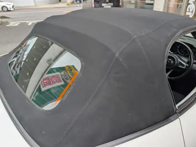 マツダ ロードスター RS 埼玉県 2015(平27)年 1.8万km クリスタルホワイトパールマイカ レカロ本革シート（BOSEヘッドスピーカー）/シートヒーター/スマートキーX2/ドライブレコーダー（ユピテル）/ETC/LEDヘッドライト/純正マツダコネクトナビ/TV/Bluetoothオーディオ/取扱説明書/整備記録簿