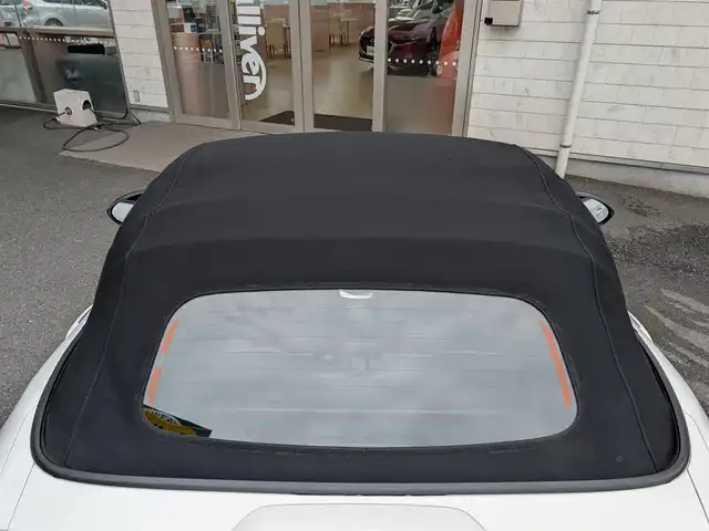 マツダ ロードスター RS 埼玉県 2015(平27)年 1.8万km クリスタルホワイトパールマイカ レカロ本革シート（BOSEヘッドスピーカー）/シートヒーター/スマートキーX2/ドライブレコーダー（ユピテル）/ETC/LEDヘッドライト/純正マツダコネクトナビ/TV/Bluetoothオーディオ/取扱説明書/整備記録簿
