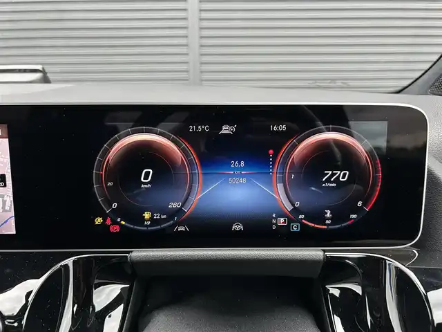 メルセデス・ベンツ Ｂ２００ｄ AMGライン 茨城県 2020(令2)年 5.1万km デニムブルー レーダーセーフティパッケージ　/ナビゲーションパッケージ /ACC /LKA /BSA /ナビ /12セグ /バックカメラ /CarPlay/BT /半革 /シートヒーター /パワーシート /LED /オートハイビーム /電動リアゲート /ETC2.0 /禁煙車