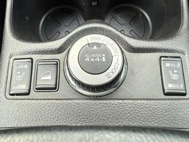 日産 エクストレイル 20X 道南・函館 2014(平26)年 5.8万km ブリリアントホワイトパール 純正ナビ/フルセグＴＶ/夏冬タイヤ/シートヒーター/ＥＴＣ/バックカメラ/横滑り防止装置/ダウンヒルコントロールアシスト/オートライト/フロアマット/アイドリングストップ
