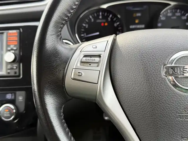 日産 エクストレイル 20X 道南・函館 2014(平26)年 5.8万km ブリリアントホワイトパール 純正ナビ/フルセグＴＶ/夏冬タイヤ/シートヒーター/ＥＴＣ/バックカメラ/横滑り防止装置/ダウンヒルコントロールアシスト/オートライト/フロアマット/アイドリングストップ