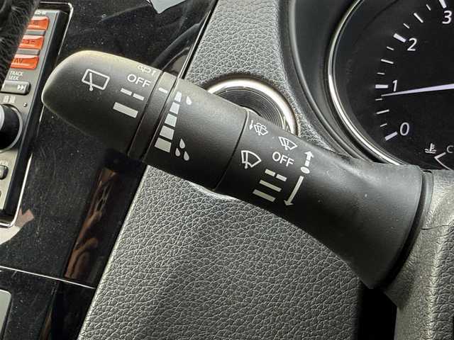 日産 エクストレイル 20X 茨城県 2014(平26)年 5.8万km ブリリアントホワイトパール (株)IDOMが運営する【じしゃロン水戸店】の自社ローン専用車両になりますこちらは現金またはオートローンご利用時の価格です。自社ローンご希望の方は別途その旨お申付け下さい/純正ナビ/フルセグＴＶ/シートヒーター/ＥＴＣ/バックカメラ/横滑り防止装置/ダウンヒルコントロールアシスト/オートライト/フロアマット/アイドリングストップ