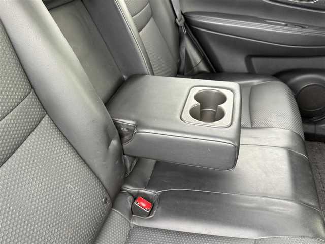 日産 エクストレイル 20X 茨城県 2014(平26)年 5.8万km ブリリアントホワイトパール (株)IDOMが運営する【じしゃロン水戸店】の自社ローン専用車両になりますこちらは現金またはオートローンご利用時の価格です。自社ローンご希望の方は別途その旨お申付け下さい/純正ナビ/フルセグＴＶ/シートヒーター/ＥＴＣ/バックカメラ/横滑り防止装置/ダウンヒルコントロールアシスト/オートライト/フロアマット/アイドリングストップ