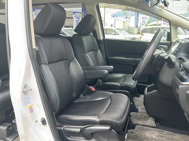 ホンダ オデッセイ アブソルート 長野県 2014(平26)年 10.3万km ホワイトオーキッドパール (株)IDOMが運営する【じしゃロン長野店】の自社ローン専用車両になります。こちらは現金またはオートローンご利用時の価格です。自社ローンご希望の方は別途その旨お申付け下さい/純正ナビ/Bluetooth/バックカメラ/純正ビルトインETC/フルセグテレビ/両側パワースライド/純正フロアマット/純正アルミホイール/LEDヘッドライト/フォグランプ/オートライト/CTBA/パドルシフト