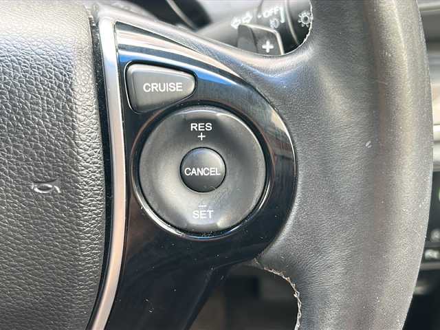 ホンダ オデッセイ アブソルート 長野県 2014(平26)年 10.3万km ホワイトオーキッドパール (株)IDOMが運営する【じしゃロン長野店】の自社ローン専用車両になります。こちらは現金またはオートローンご利用時の価格です。自社ローンご希望の方は別途その旨お申付け下さい/純正ナビ/Bluetooth/バックカメラ/純正ビルトインETC/フルセグテレビ/両側パワースライド/純正フロアマット/純正アルミホイール/LEDヘッドライト/フォグランプ/オートライト/CTBA/パドルシフト