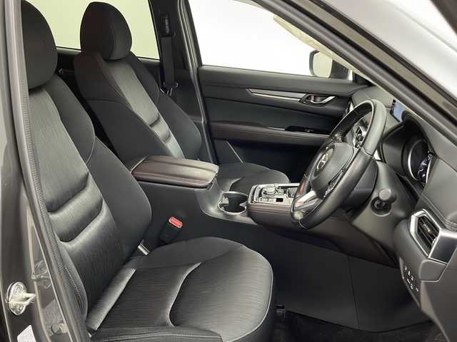 マツダ ＣＸ－８ 25T プロアクティブ 秋田県 2019(令1)年 5.2万km マシーングレープレミアムM 4WD/純正ナビ（CD/DVD/AM/FM/フルセグTV/Bluetooth）/オートクルーズコントロール/全方位カメラ/D席パワーシート/前席シートヒーター/ステアリングヒーター/ETC/コーナーセンサー/パワーバックドア/オートライト/オートハイビーム/LEDヘッドライト/ブレーキホールド/ブラインドスポットモニタリング (BSM)/スマートキー
