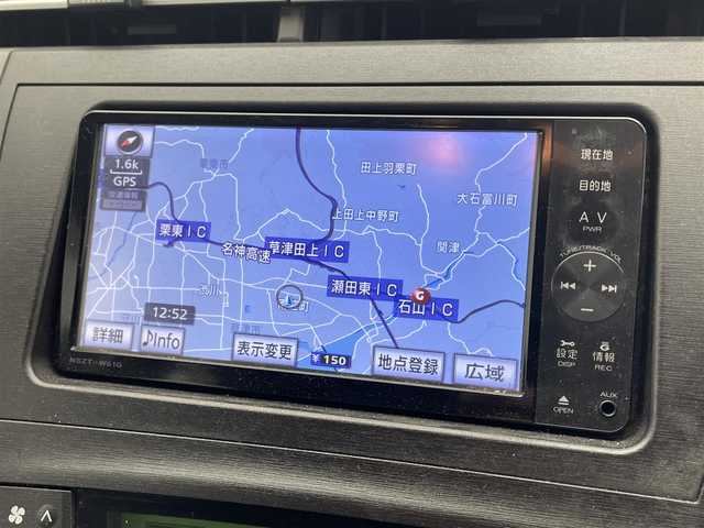 トヨタ プリウス S　LEDエディション 滋賀県 2011(平23)年 14.4万km グレーメタリック 純正７インチナビ/(CD/DVD/Bluetooth)/フルセグTV/ビルトインETC/ステアリングスイッチ/電動格納ミラー/純正１５インチアルミホイール/オートライト/プッシュスタート/スマートキー