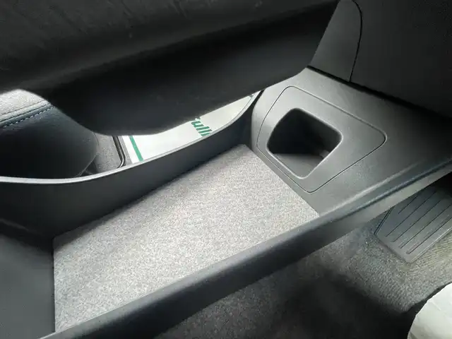 トヨタ プリウス S　LEDエディション 栃木県 2011(平23)年 14.4万km グレーメタリック (株)IDOMが運営する【じしゃロン宇都宮店】の自社ローン専用車両になります。こちらは現金またはオートローンご利用時の価格です。自社ローンご希望の方は別途その旨お申付け下さい/純正７インチナビ/(CD/DVD/Bluetooth)/フルセグTV/ビルトインETC/ステアリングスイッチ/電動格納ミラー/純正１５インチアルミホイール/オートライト/プッシュスタート/スマートキー
