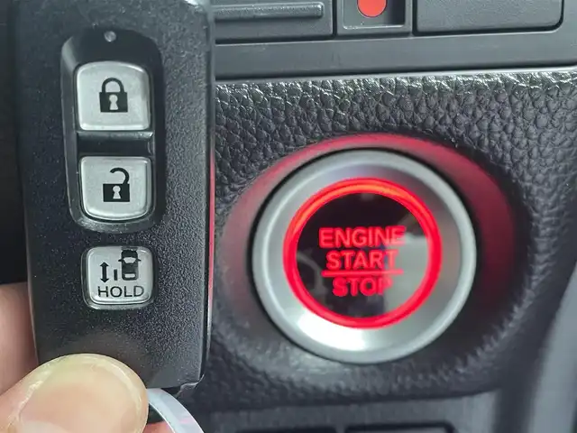 ホンダ Ｎ ＢＯＸ カスタム G L ホンダセンシング 群馬県 2018(平30)年 6.6万km ブリリアントスポーティブルーメタリック2トーン 衝突軽減　片側パワースライドドア　社外７型ナビ　バックカメラ　クルーズコントロール　ＬＥＤヘッドライト　純正１４インチアルミホイール　ＡＢＳ　横滑り防止装置　ビルトインＥＴＣ　プッシュスタート　禁煙車
