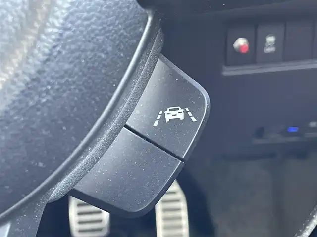 スズキ スイフト スポーツ セーフティPKG 島根県 2018(平30)年 5.7万km プレミアムシルバーメタリック 登録時走行距離56806km/ユピテルポータブルナビ/・ワンセグTV/・ミュージックサーバー/スズキセーフティサポート/・衝突軽減ブレーキ/・横滑り防止装置/・車線逸脱警報/・レーンキープアシスト/・レーダークルーズコントロール/・オートハイビーム/ETC/社外ドラレコ一体型デジタルミラー/D席シートヒーター/スマートキー/プッシュスタート /スペアキー