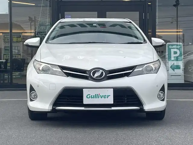 トヨタ オーリス 150X Sパッケージ 茨城県 2012(平24)年 5.3万km 白 純正ナビ/【AM・FM・TV・BT・CD】/プッシュスタート/スマートキー/フロアマット純正/純正フォグランプ/横滑り防止装置/ETC