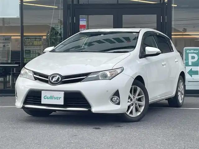 トヨタ オーリス 150X Sパッケージ 茨城県 2012(平24)年 5.3万km 白 純正ナビ/【AM・FM・TV・BT・CD】/プッシュスタート/スマートキー/フロアマット純正/純正フォグランプ/横滑り防止装置/ETC