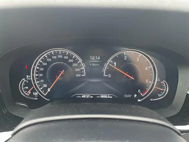 ＢＭＷ ５２３ｄ Mスポーツ 栃木県 2019(令1)年 4.9万km メディテラニアンブルー イノベーションパッケージ/ハイラインパッケージ/ブラックキドニーグリル/トランクスポイラー/コンフォートアクセス/インテリジェントセーフティ/ナビ/フルセグTV/全方位カメラ/ETC/ヘッドアップディスプレイ/ジェスチャーコントロール/パーキングアシスト /レーンキープアシスト/ブラインドスポット /黒革シート/パワーシート /全席シートヒーター /パワートランクリッド/PDC/ディスプレイキーあり
