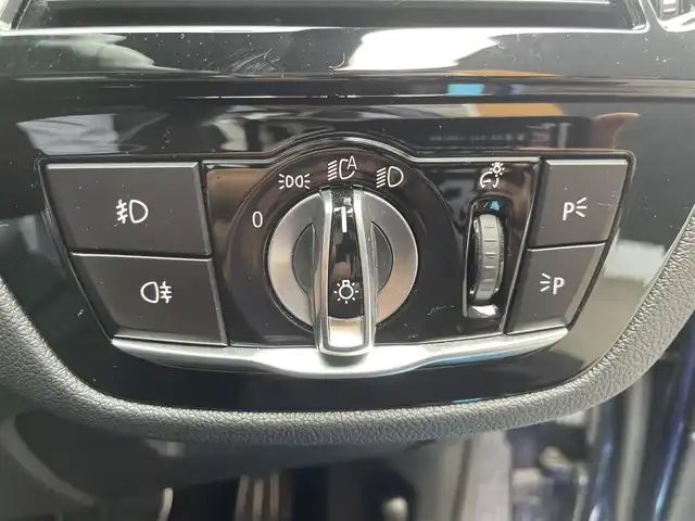 ＢＭＷ ５２３ｄ Mスポーツ 栃木県 2019(令1)年 4.9万km メディテラニアンブルー イノベーションパッケージ/ハイラインパッケージ/ブラックキドニーグリル/トランクスポイラー/コンフォートアクセス/インテリジェントセーフティ/ナビ/フルセグTV/全方位カメラ/ETC/ヘッドアップディスプレイ/ジェスチャーコントロール/パーキングアシスト /レーンキープアシスト/ブラインドスポット /黒革シート/パワーシート /全席シートヒーター /パワートランクリッド/PDC/ディスプレイキーあり