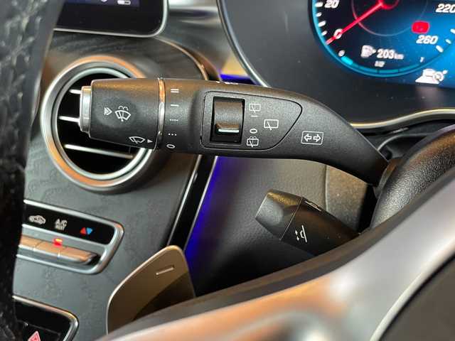 メルセデス・ベンツ Ｃ２２０ｄ ワゴン ローレウスエディション 愛知県 2019(令1)年 7.4万km ポーラホワイト 黒革/パワーシート/シートヒーター/ヘッドアップディスプレイ/レーダーセーフティパッケージ/ACC/ブラインドスポットモニター/レーンキープアシスト/純正HDDナビ/バックカメラ/フルセグTV/ETC/LEDヘッドライト/スマートキー/純正18インチアルミホイール