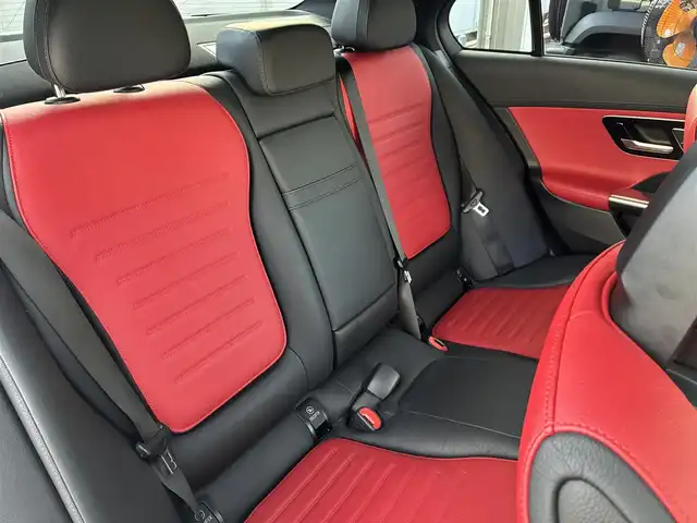 メルセデス・ベンツ Ｍ・ベンツ Ｃ２２０ｄ アバンギャルド　AMGライン 三重県 2021(令3)年 6.7万km オブシディアンブラック