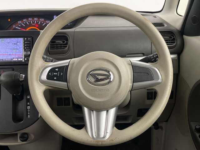 ダイハツ タント X SAⅡ 埼玉県 2015(平27)年 9.8万km コットンアイボリー ルーフキャリア　/純正ナビ　/バックカメラ　/前ドライブレコーダー　/ＥＴＣ　/衝突軽減ブレーキ　/レーンキープアシスト　/横滑り防止措置　/プッシュスタート　/スマートキー　/ドアバイザー　/片側パワースライドドア