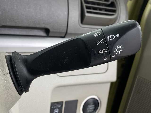 ダイハツ タント X SAⅡ 埼玉県 2015(平27)年 9.8万km コットンアイボリー ルーフキャリア　/純正ナビ　/バックカメラ　/前ドライブレコーダー　/ＥＴＣ　/衝突軽減ブレーキ　/レーンキープアシスト　/横滑り防止措置　/プッシュスタート　/スマートキー　/ドアバイザー　/片側パワースライドドア