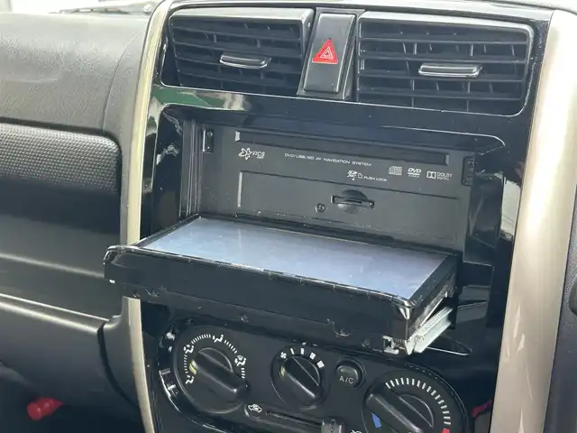 スズキ ジムニー ランドベンチャー 静岡県 2016(平28)年 4.2万km クールカーキPM ケンウッドナビ/Bluetooth/SD/CD/DVD/USB/シートヒーターD席/ETC/ワンセグ/ドライブレコーダー/４WD/フロントフォグランプ/ドアバイザー/背面タイヤハードカバー/ウインカーミラー